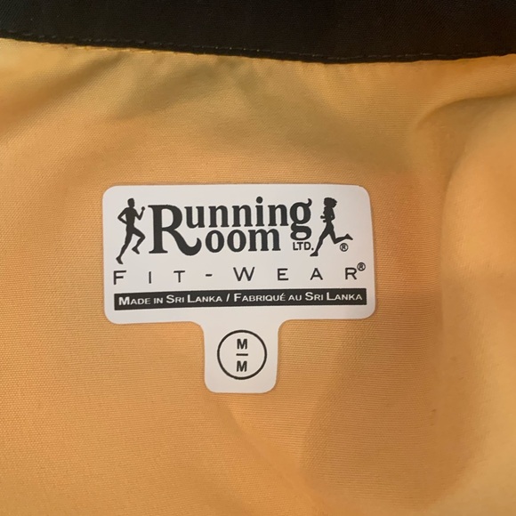 Running Room Yellow Reflective Running Jacket - Picture 2 of 12